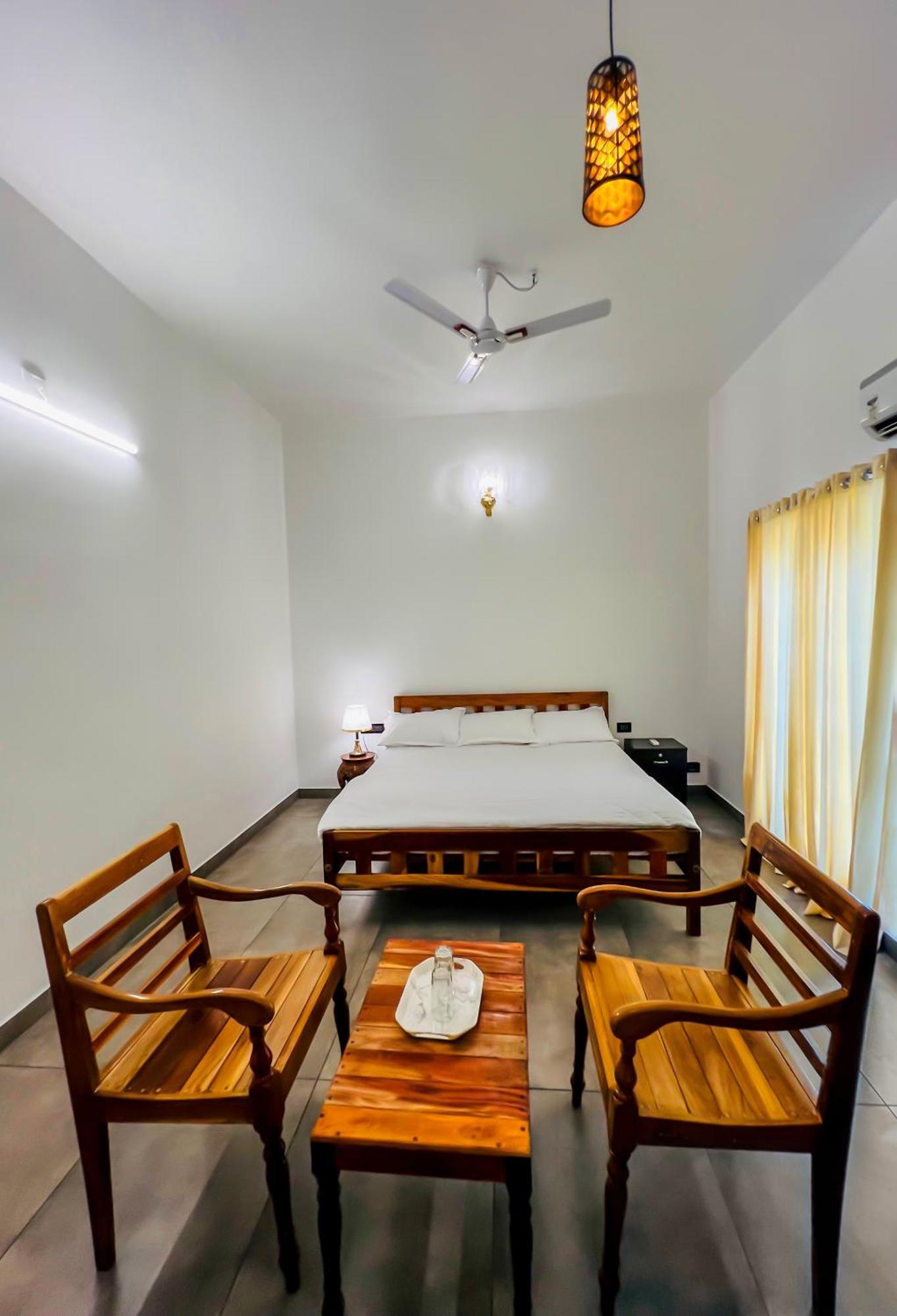 Elzas Fort Inn Kochi Room photo